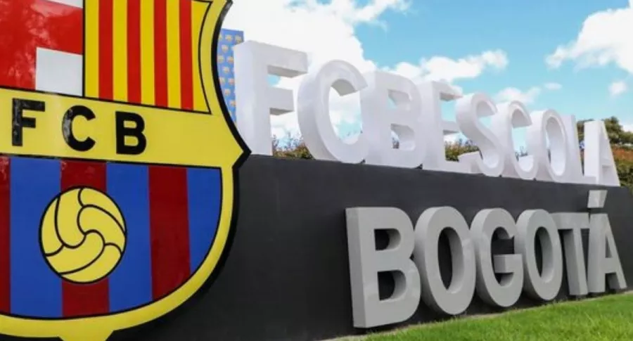 Escuela de fútbol del Barcelona vulnera derechos de 300 familias en Colombia