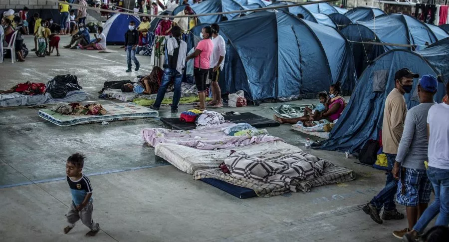 Venezolanos desplazados en Arauca ilustran nota de la calamidad pública declarada por el Gobierno en ese departamento