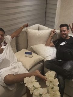 Rafael Santos Díaz y Martín Elías Díaz, a propósito de que el primero recordó la muerte de su hermano y le dedicó sentidos mensajes.