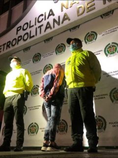 Imagen de la mujer capturada en Manizales por abuso sexual de su hija, de 3 años, que grabó en video