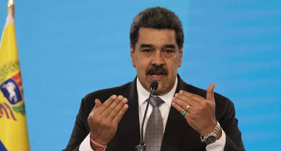 Nicolas Maduro, quien dijo que Venezuela pedirá ayuda a la ONU para desactivar campos minados en la frontera con Colombia, durante una rueda de prensa el 17 de febrero de 2021 en el Palacio de Miraflores, en Caracas, Venezuela.