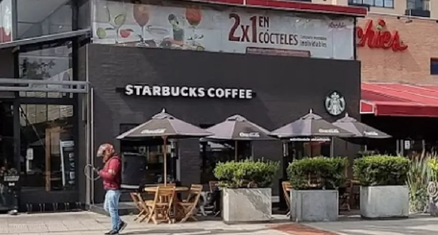 Starbucks de la calle 116 con 17, atracado en Bogotá