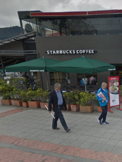 Starbucks de la calle 116, donde asaltaron a varios clientes