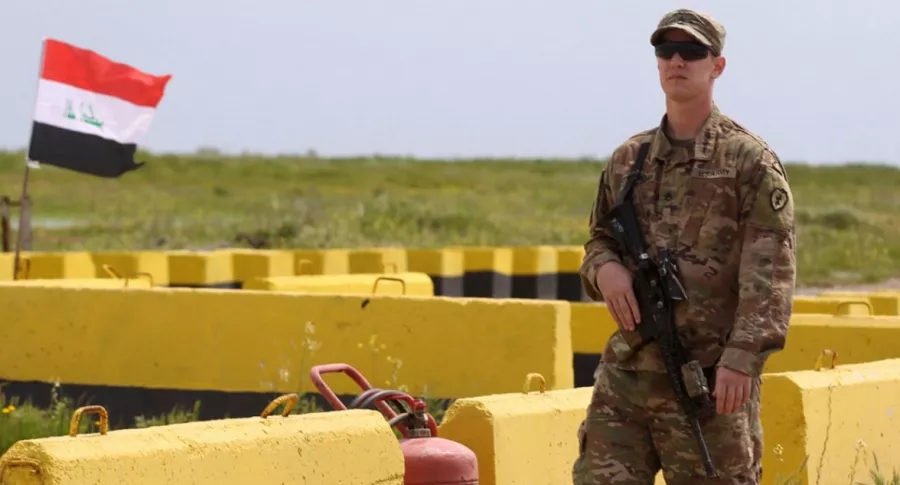 Foto de un soldado de Estados Unidos en la base aérea de Qayyarah, previo al acuerdo con Irak para el retiro de tropas