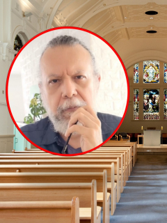 Alberto Linero, exsacerdote que apoya los impuestos a las iglesias, y una iglesia