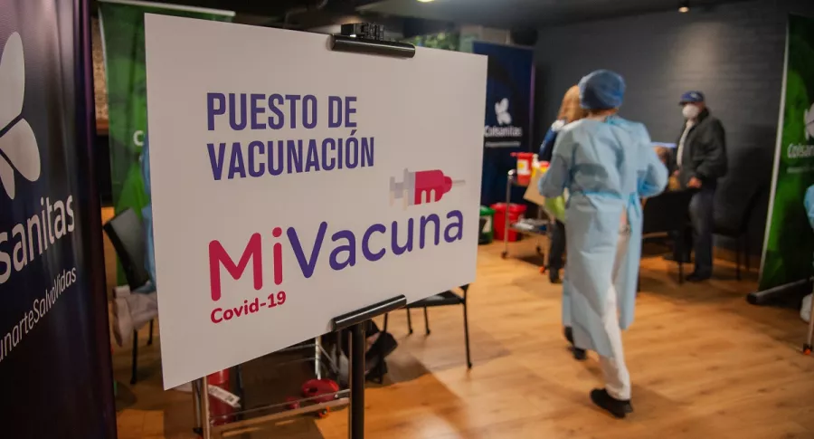 Mil personas han sido vacunadas sin pertenecer a grupos priorizados en Colombia