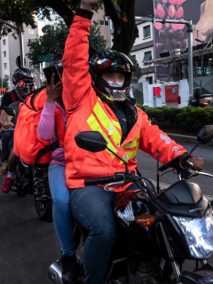Domiciliarios no podrán circular con parrillero en Bogotá para frenar atracos