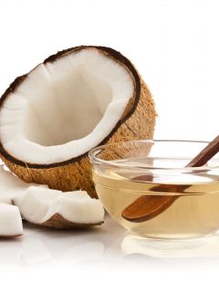 ¿Para qué sirve el aceite de coco?: propiedades y beneficios para piel y cabello