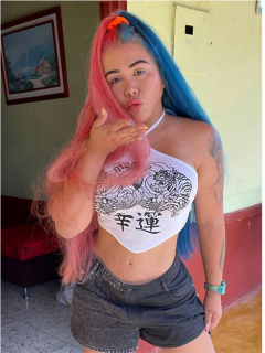 Montaje con fotos de Instagram de Yina Calderón y ‘Epa Colombia’. Ilustra nota sobre aclaración que hizo la exprotagonista sobre si tuvo que ver en el ataque contra la keratina de Daneidy Barrera.