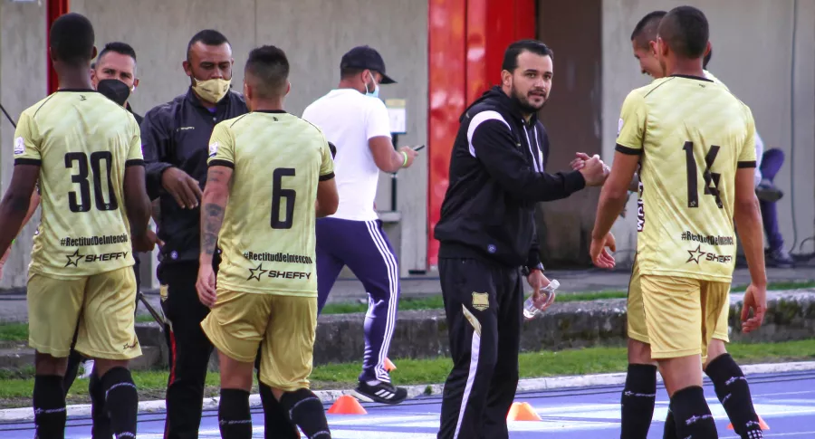 Técnico de Águilas Doradas lamentó jugar con 7: "Hoy Chicó estaría en la B". Imagen de referencia del equiop dorado.