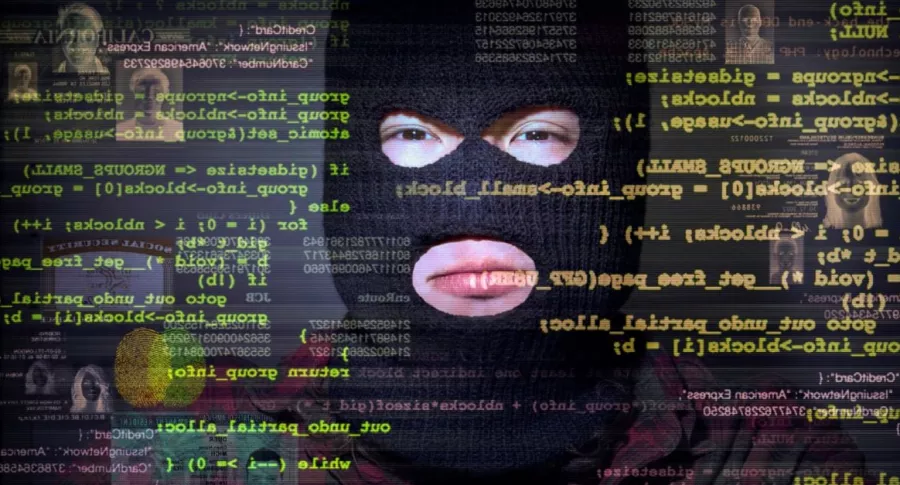 Imagen de un hacker, que ilustra información del robo de datos de Facebook a 17 millones de colombianos