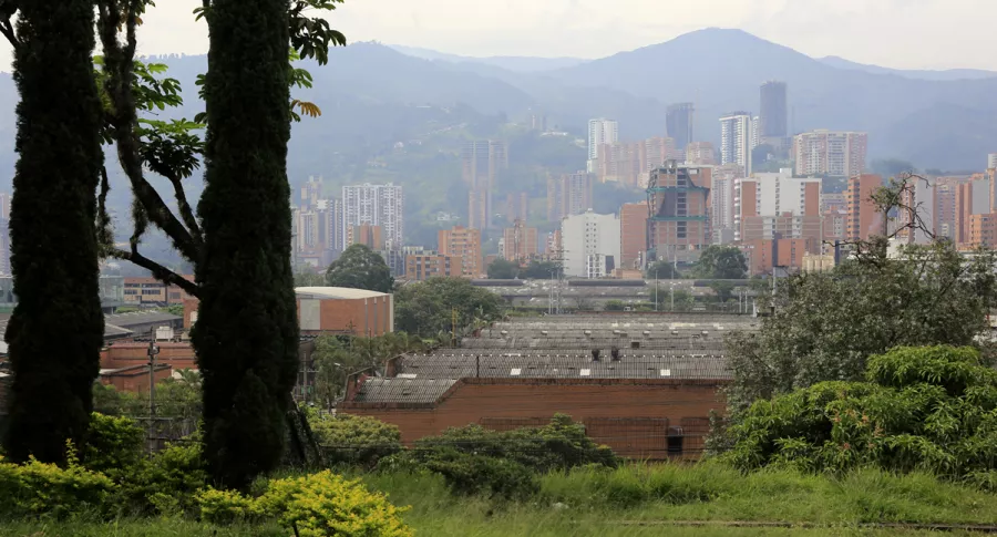 Foto de Medellín ilustra nota sobre pico y cédula en la ciudad