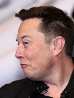 Foto de Elon Musk ilustra nota sobre el contrato de la Nasa