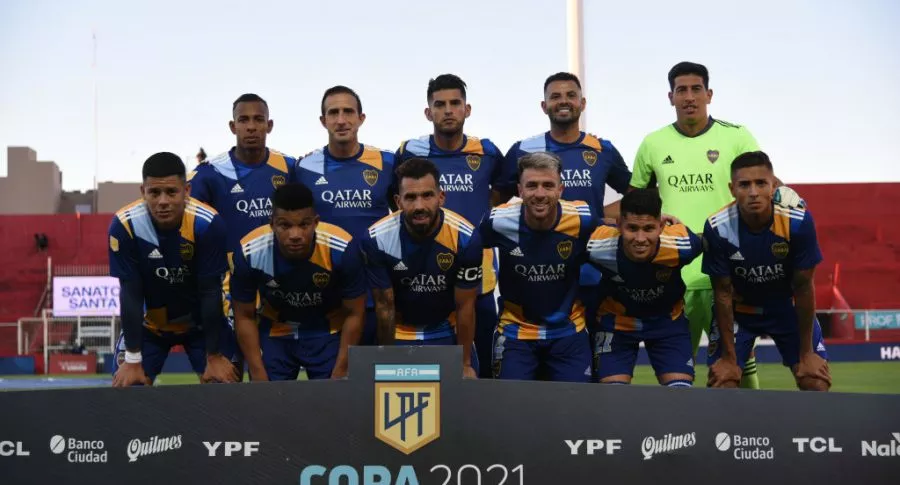 Foto de la plantilla de Boca Juniors ilustra nota sobre que Jorman Campuzano dio positivo de COVID-19