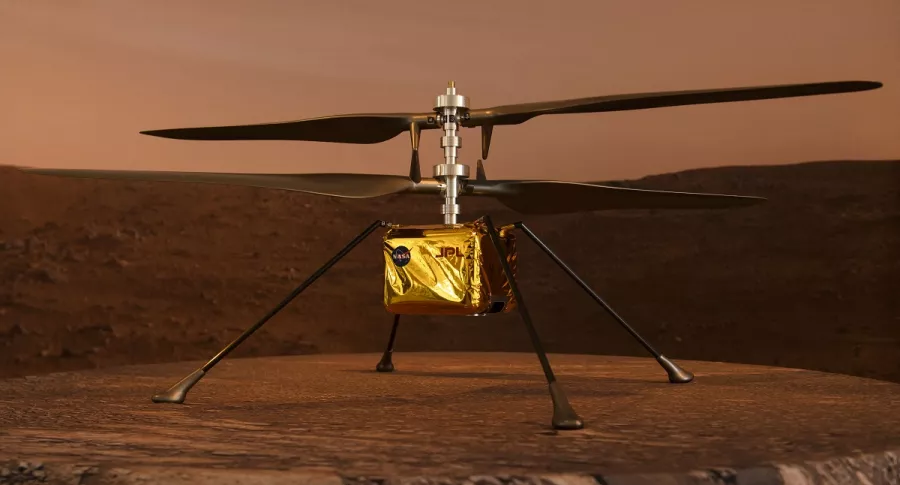 Un modelo a escala completa del helicóptero experimental Ingenuity Mars fue mostrado el 16 de febrero de 2021 en Pasadena, California.