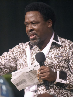Pastor nigeriano Tb Joshua, a quien le cerraron su canal de YouTube por decir que cura la homosexualidad