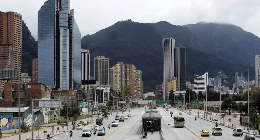 Toque de queda Bogotá y pico y cédula hasta el 3 de mayo: hora y así funcionarán