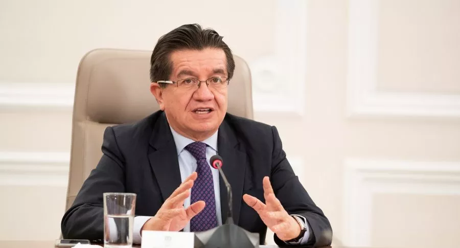 Fernando Ruiz, ministro de Salud, que desmintió la desaceleración en el plan de vacunación contra la COVID-19