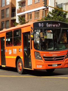 SITP complementario de Bogotá ilustra nota de conductor de un bus de esos que atendió un parto en el vehículo