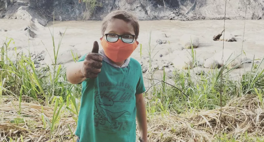 Niño ambientalista Francisco Vera, víctima de un montaje. 