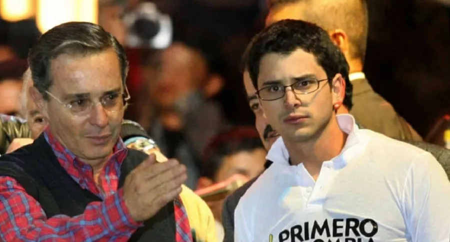 Tomás Uribe, en foto de campaña de su padre, habló de los regaños de Álvaro Uribe en su infancia