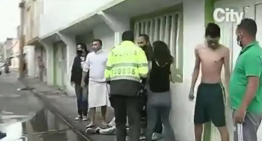 Ladrón atrapado por vecinos en Bogotá durante en vivo de City TV