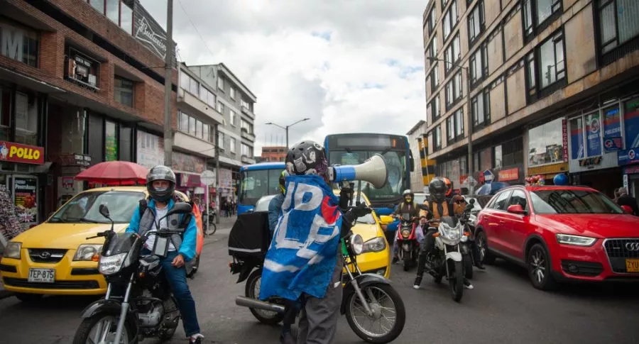Foto de protestas en Bogotá ilustra nota sobre puntos de concentración