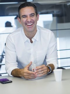 David Vélez, colombiano cofundador de Nubank, que aparece entre las 100 empresas más influenyentes del mundo