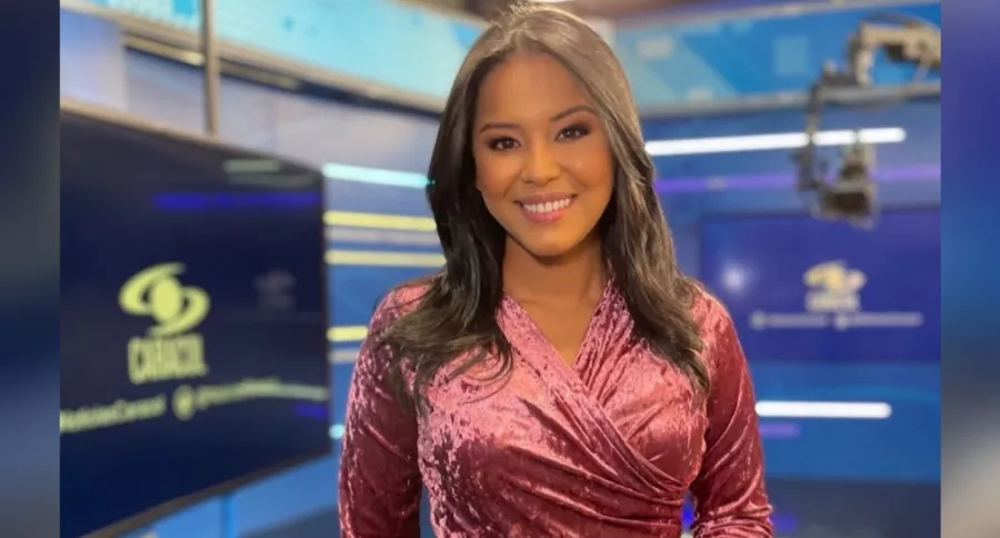 Foto de María Camila Orozco, presentadora de Noticias Caracol, a propósito de su salida del canal