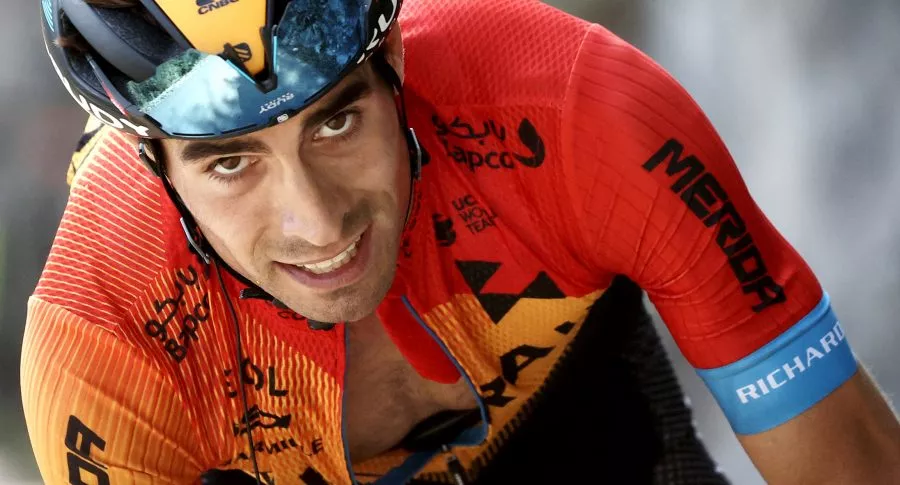 Giro de Italia: colombiano Santiago Buitrago, afuera de la lista del Bahrain. Imagen de Míkel Landa.