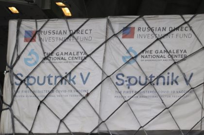 Imagen de vacuna que ilustra nota; Rusia autoriza vacuna Sputnik Light, de una sola dosis contra COVID-19