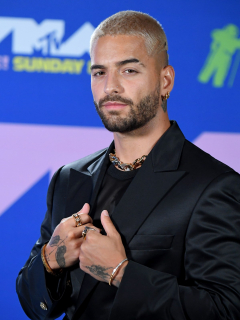 Maluma a su llegada a los MTV Video Music Awards 2020, menos de un año antes de recibir críticas por sus mensajes en medio del paro nacional de Colomiba.