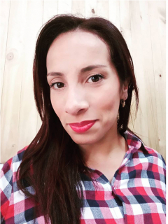 Fotos de Instagram de Diana Carolina Gutiérrez, joven mamá sin brazos que es ejemplo de vida en Colombia.