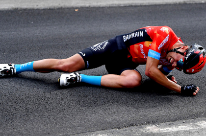 Se retira del Giro Mikel Landa, luego de fuerte caída a 4,5 km de meta