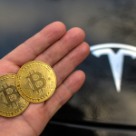 Elon Musk hace caer el bitcóin al anunciar que no lo aceptará para compra de carros Tesla