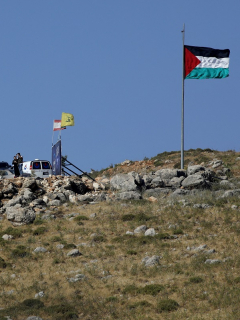 Imagen de los soldados de Israel y del Líbano que se despliegan en la frontera