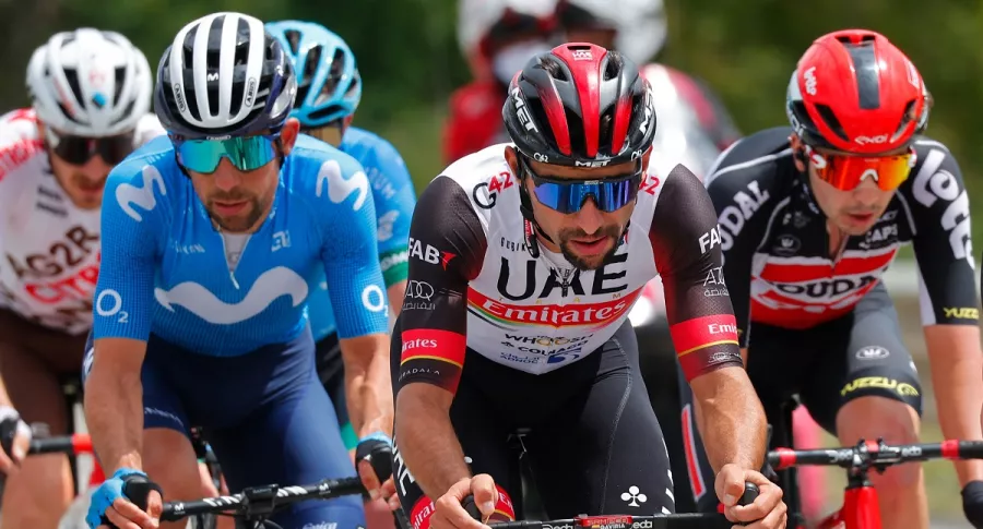 Fernando Gavíria en etapa 10 del Giro de Italia 2021. Calisificación general, Egan Bernal sigue líder.