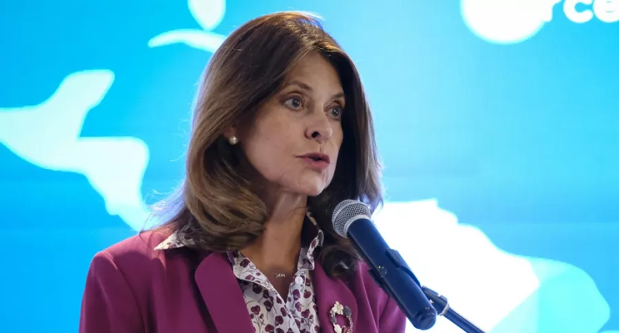 Marta Lucía Ramírez, vicepresidenta a la que la Corte Constitucional le hizo advertencia por hacer trino sobre Virgen de Fátima