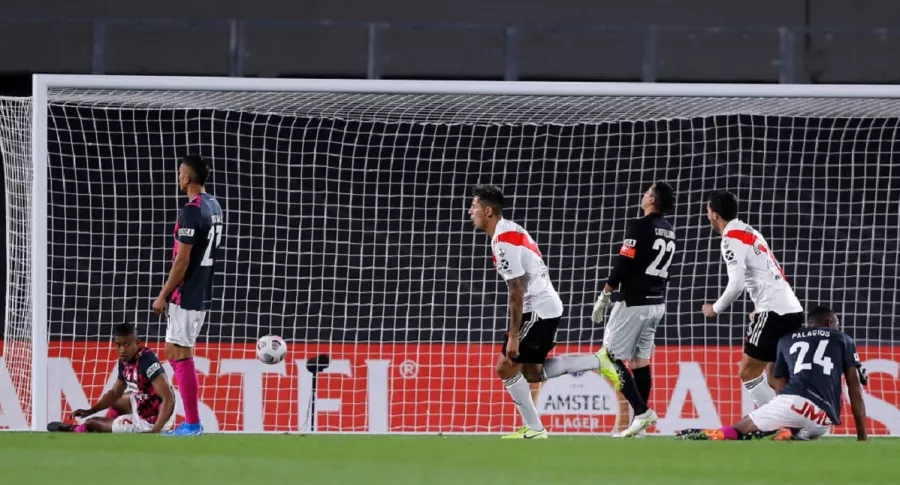 River Plate le anotó dos goles a Santa Fe en solo 6 minutos.