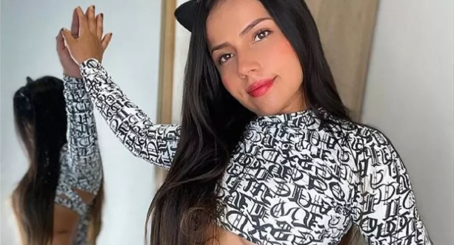 Aída Cortés, modelo de OnlyFans, se vino a Colombia y le piden que hable del paro