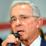 “Qué le voy a contestar”: Uribe, ante señalamientos del alto comisionado de paz