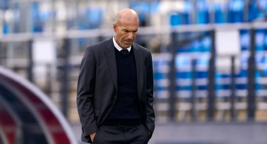 Zinedine Zidane, quien no será más el técnico del Real Madrid, aseguran desde Europa