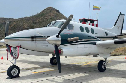 Avion incautado con cocaína en San Andrés, que salpica a esposo de Alejandra Azcárate, en nota sobre investifación que hará la DEA