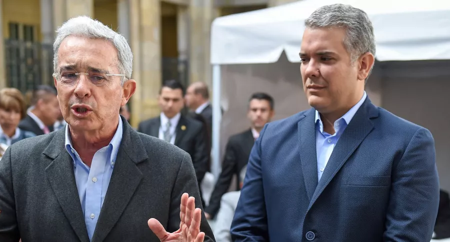 Álvaro Uribe y el presidente Iván Duque ilustran nota sobre reunión que tuvieron
