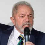 "Genocida": partido de Lula pide cabeza de Bolsonaro por Copa América en Brasil