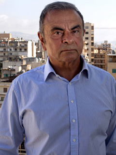 Franceses interrogan a Carlos Ghosn, expresidente fugitivo de Renault-Nissan