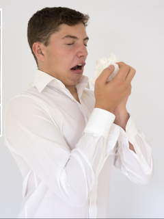 Foto de hombre con gripe y aves, a propósito de qué es h10n3 y qué tan peligrosa es en humanos.