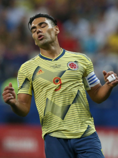 Radamel Falcao García, quien es tendencia por trino de bandera de Colombia al revés