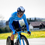 'Supermán' López se voló a 12 km de meta y quedó campeón de la Mont Ventoux