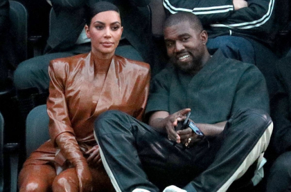 Kim Kardashian y Kanye West; exesposos; en la Semana de la Moda de París